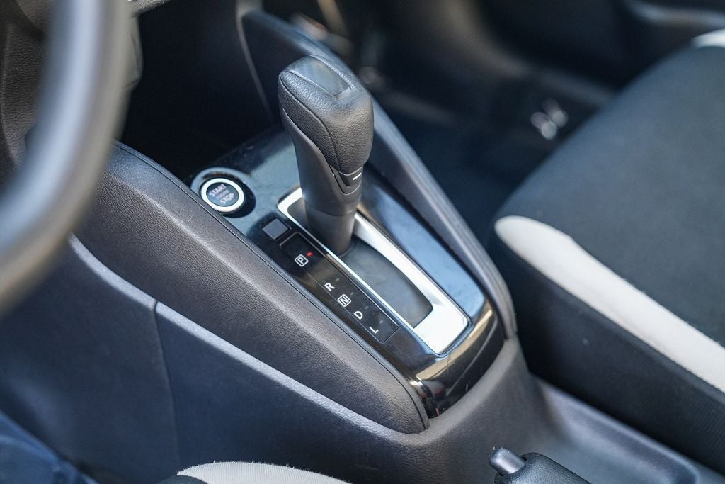 2022 Nissan Versa 1.6 SV