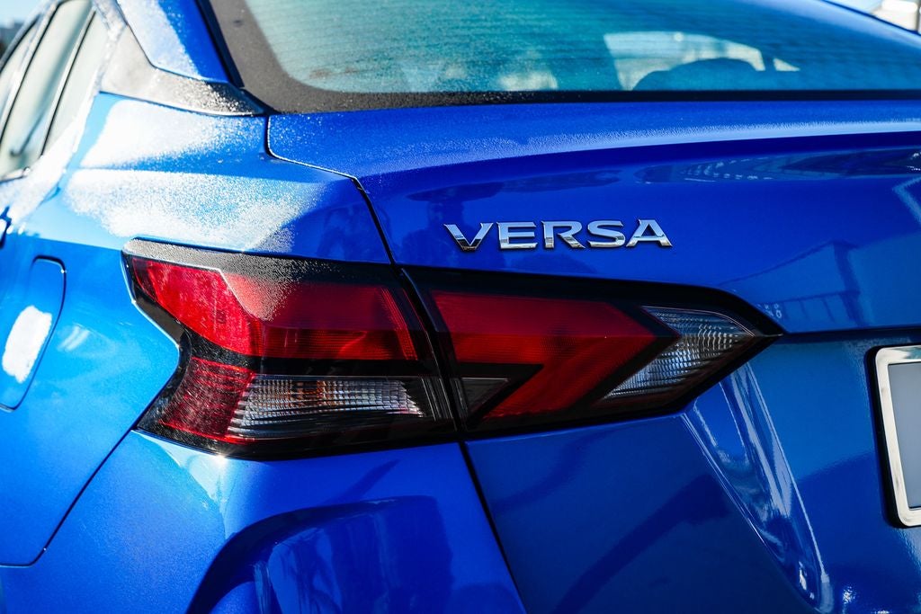 2022 Nissan Versa 1.6 SV