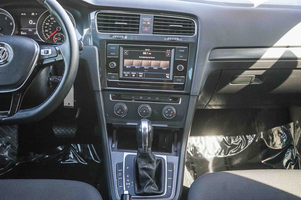 2019 Volkswagen Golf S