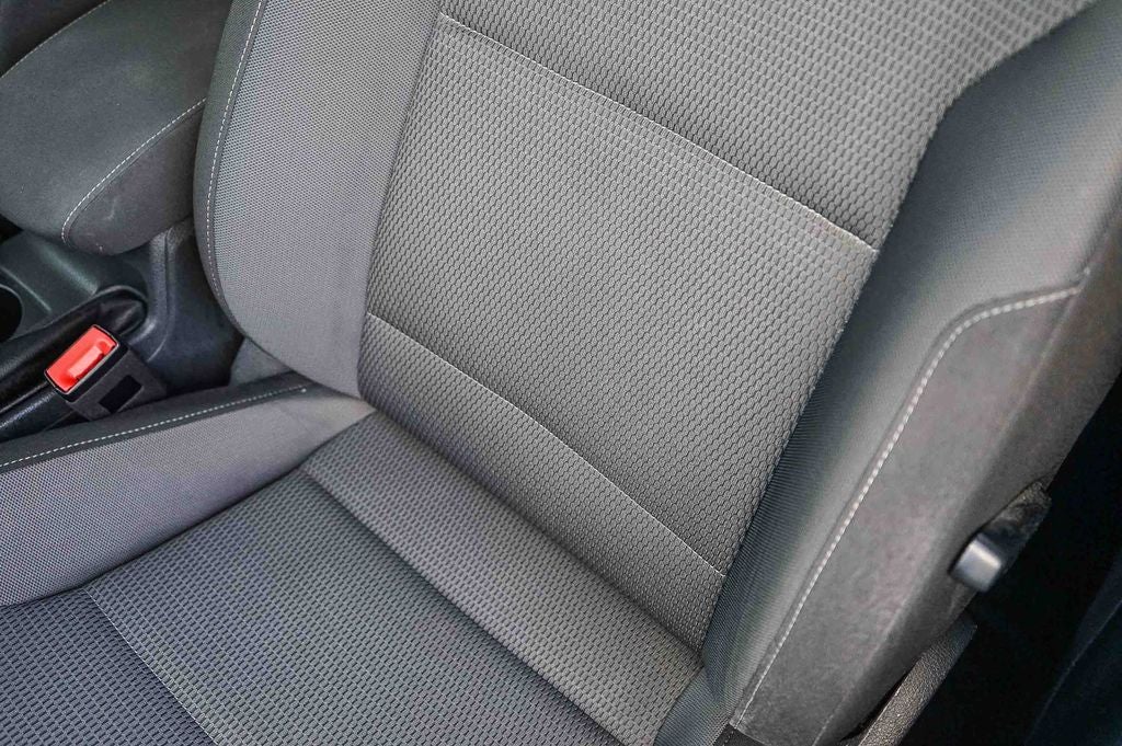 2019 Volkswagen Golf S