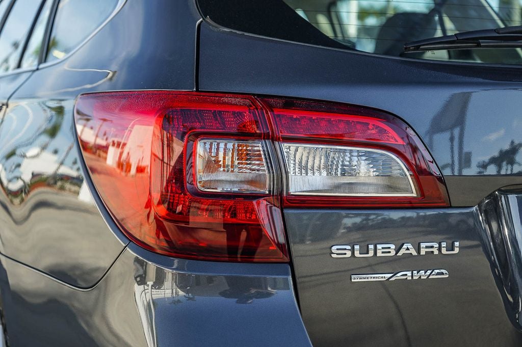 2019 Subaru Outback 2.5i