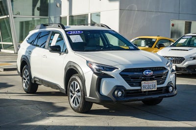 2025 Subaru Outback Premium
