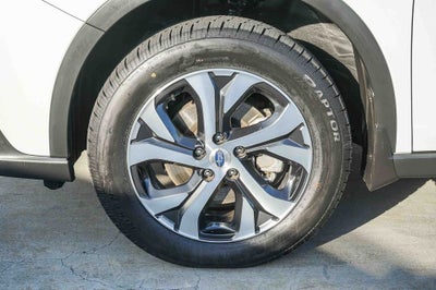 2022 Subaru Outback Touring XT