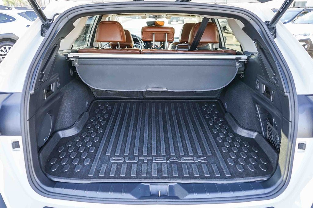 2022 Subaru Outback Touring XT