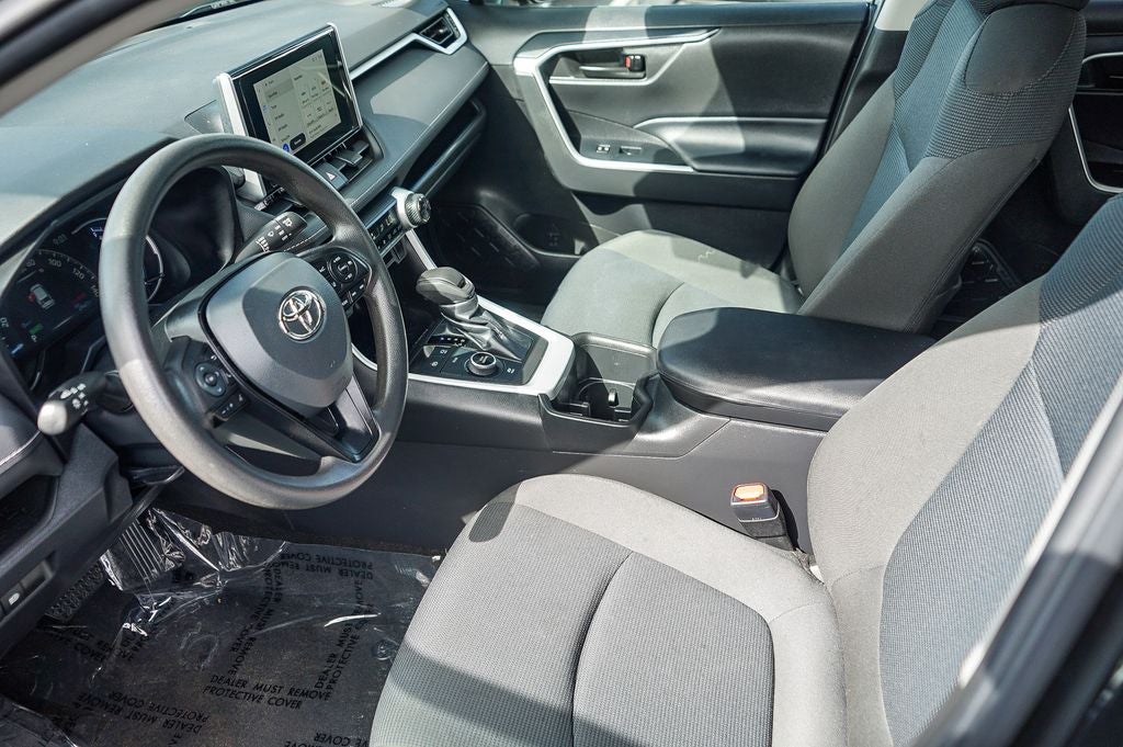2023 Toyota RAV4 Hybrid LE