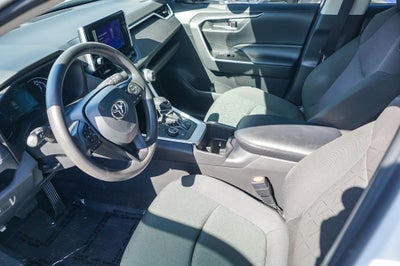 2023 Toyota RAV4 Hybrid XLE