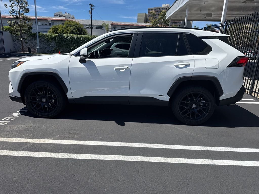 2023 Toyota RAV4 Hybrid XLE