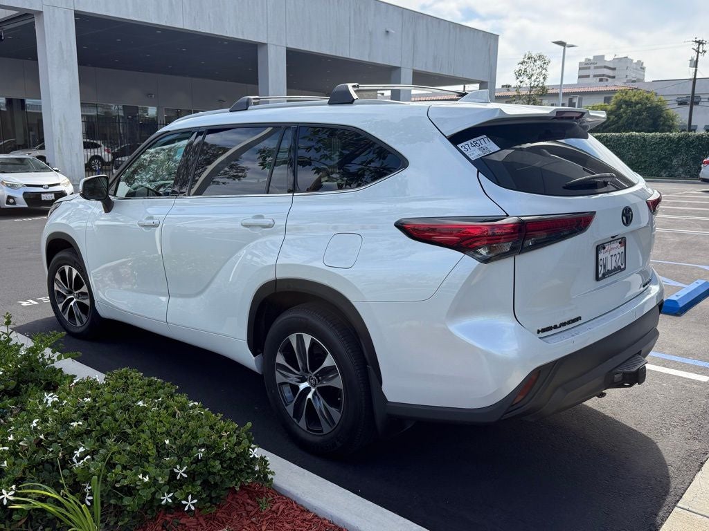 2022 Toyota Highlander XLE