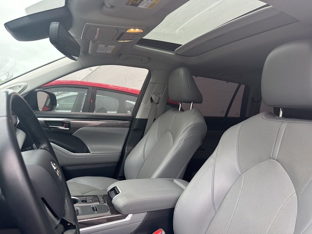 2021 Toyota Highlander Hybrid Limited