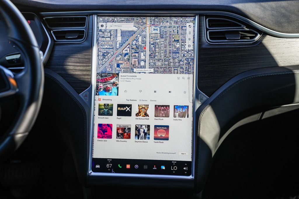 2016 Tesla Model S 90D