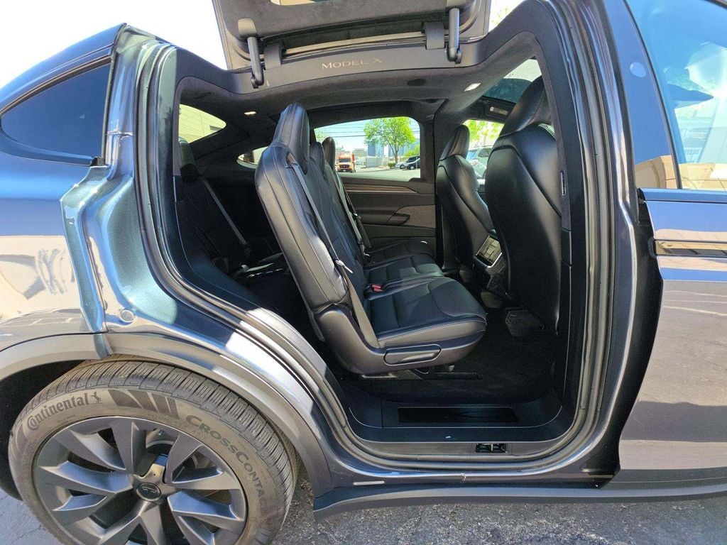 2023 Tesla Model X Standard Range