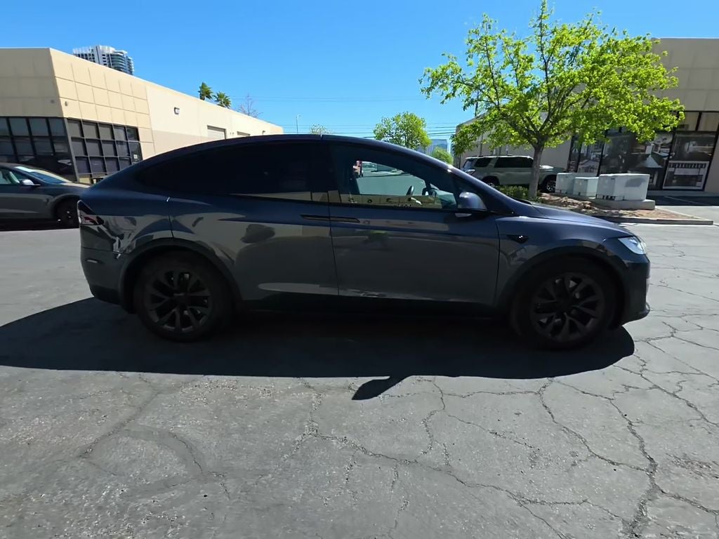 2023 Tesla Model X Standard Range