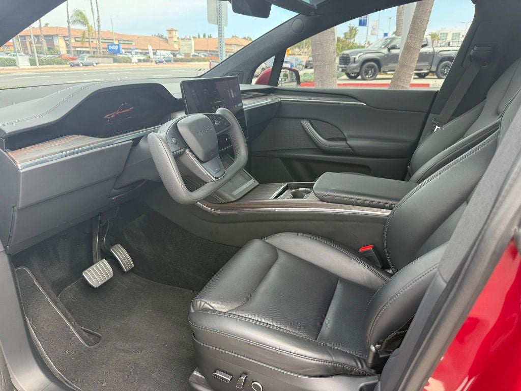 2023 Tesla Model X Standard Range