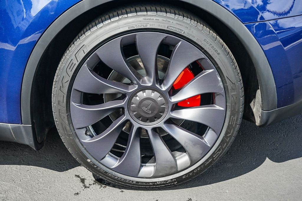 2024 Tesla Model Y Performance