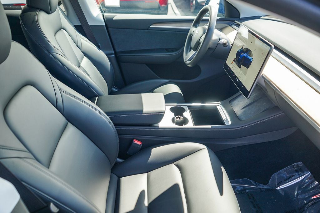 2024 Tesla Model Y Performance
