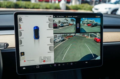 2024 Tesla Model Y Performance