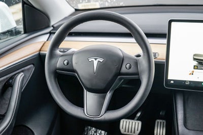 2024 Tesla Model Y Performance