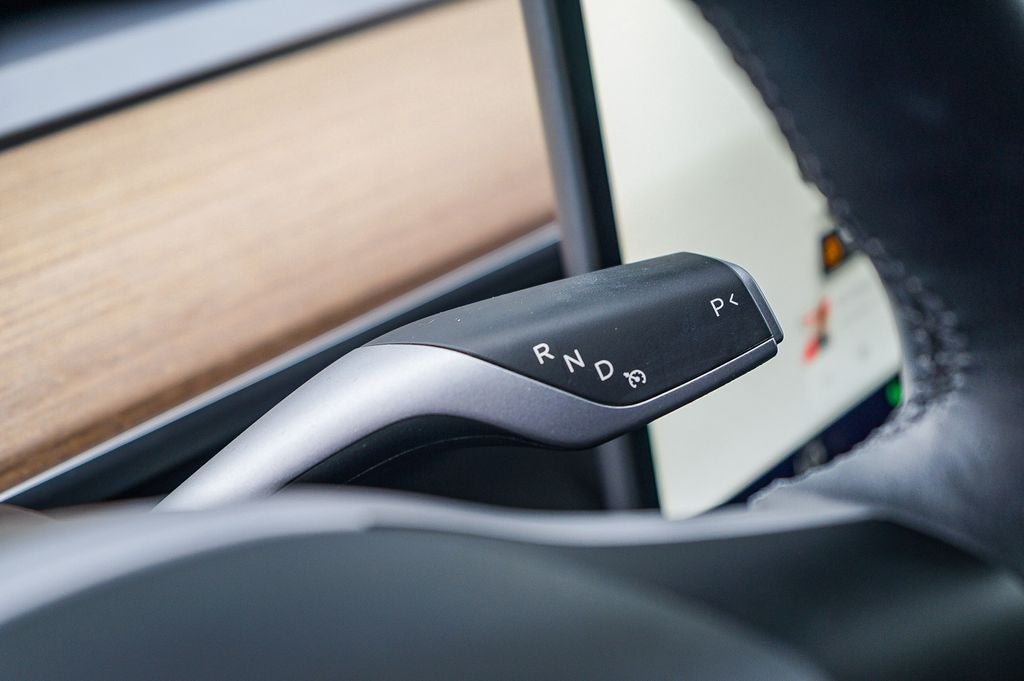 2024 Tesla Model Y Performance