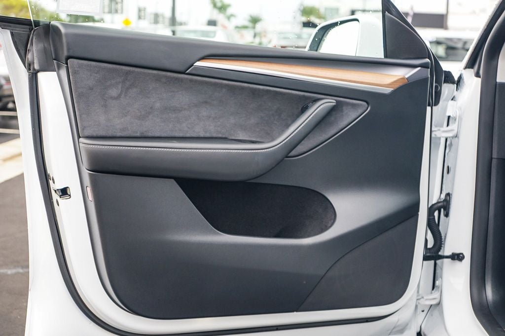 2024 Tesla Model Y Performance