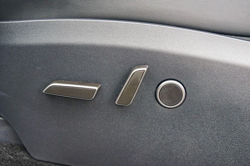 2024 Tesla Model Y Performance