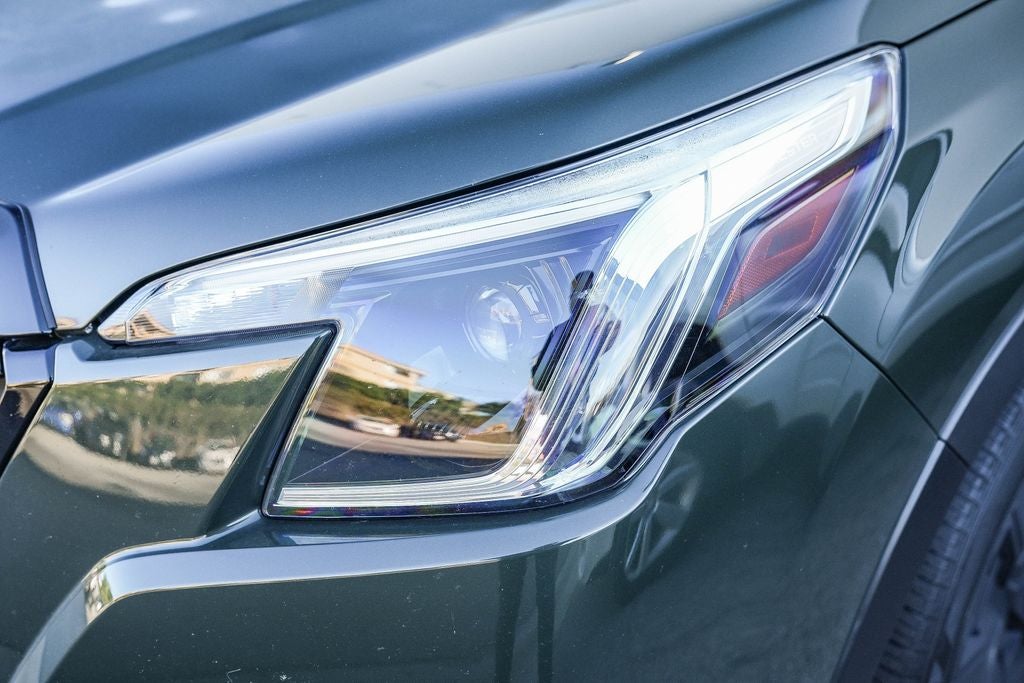 2023 Subaru Forester Base