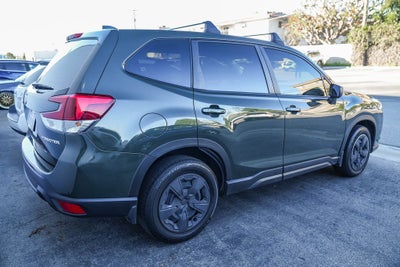 2023 Subaru Forester Base