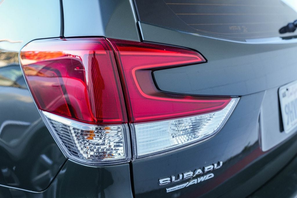 2023 Subaru Forester Base