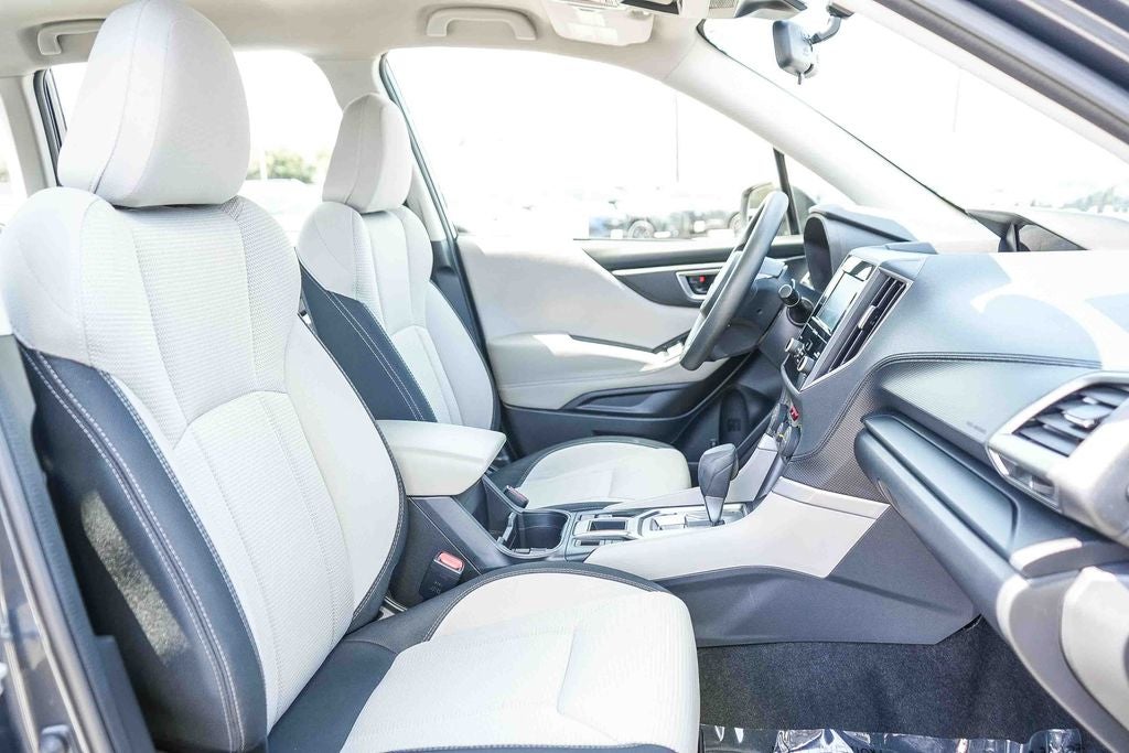 2023 Subaru Forester Base
