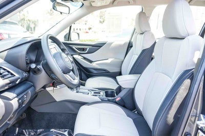 2023 Subaru Forester Base