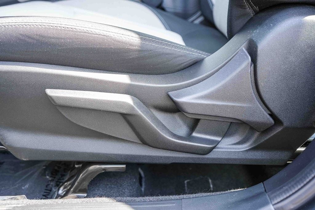 2023 Subaru Forester Base