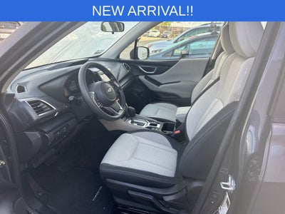 2023 Subaru Forester Base