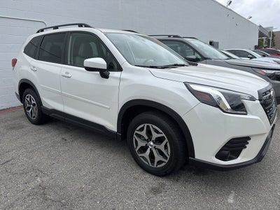 2023 Subaru Forester Premium