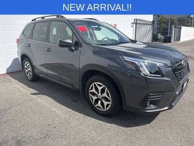 2023 Subaru Forester Premium