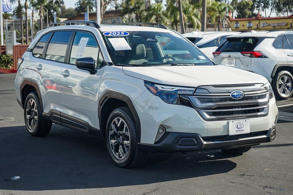 2025 Subaru Forester Premium
