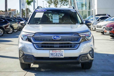 2025 Subaru Forester Premium