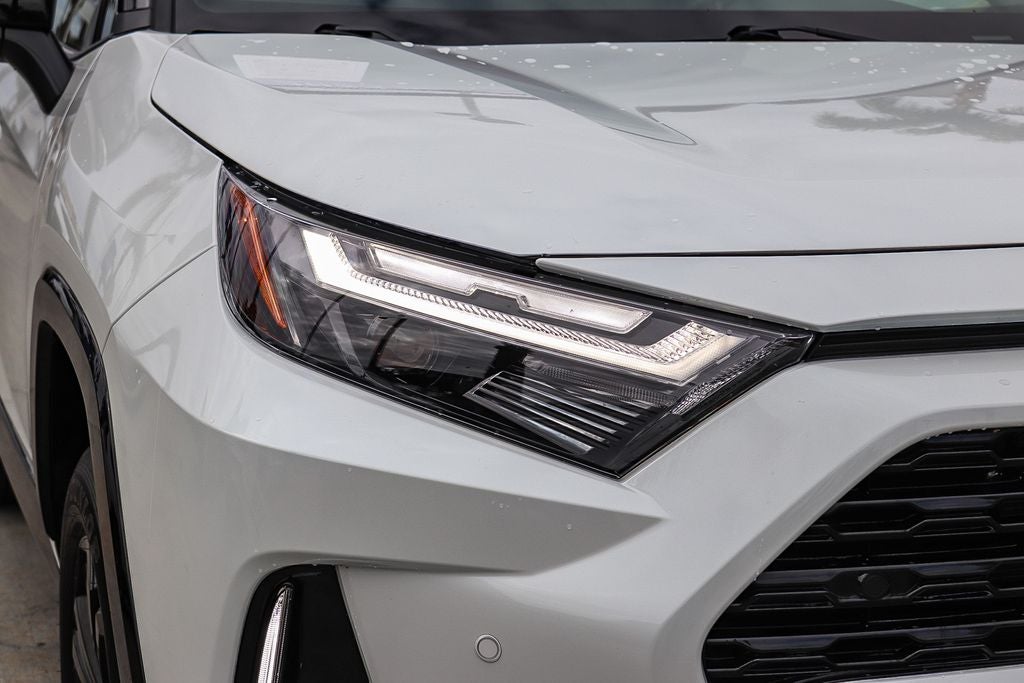 2025 Toyota RAV4 Hybrid XSE