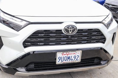 2025 Toyota RAV4 Hybrid XSE