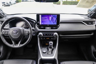 2025 Toyota RAV4 Hybrid XSE