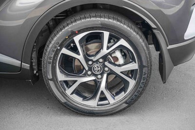 2021 Toyota C-HR XLE