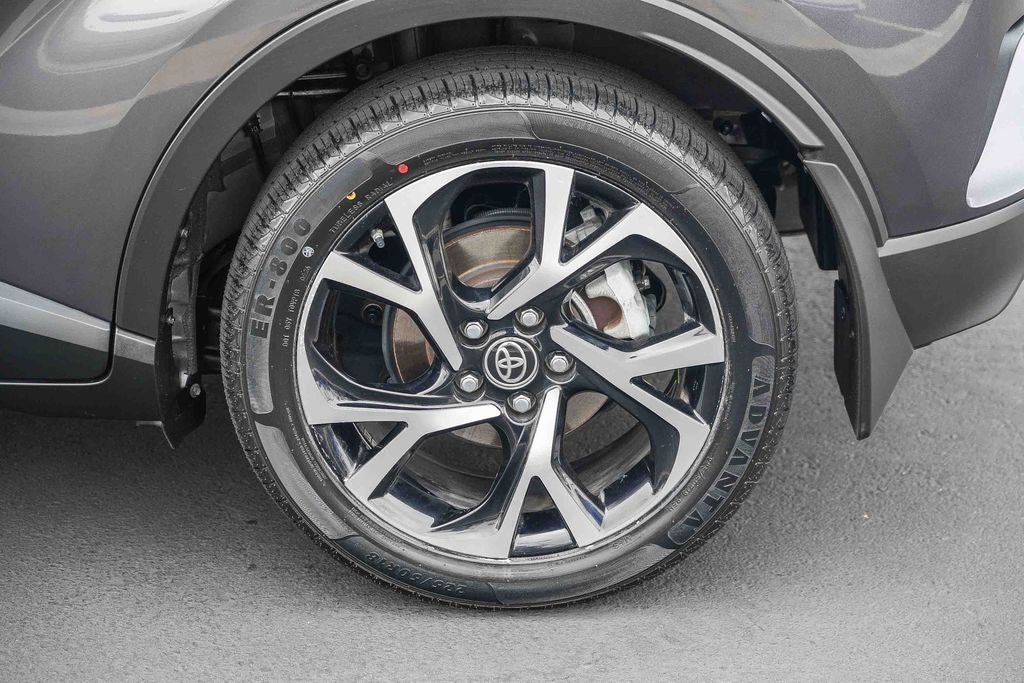 2021 Toyota C-HR XLE