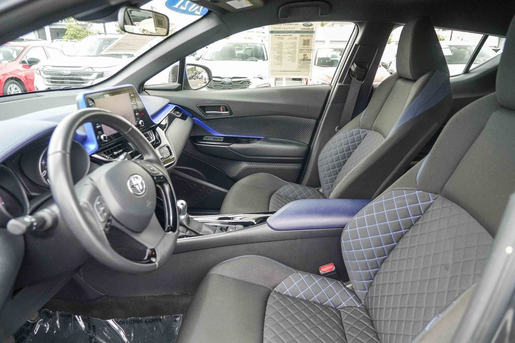2021 Toyota C-HR XLE