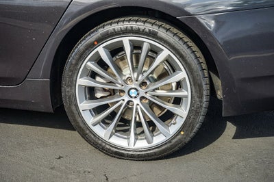 2022 BMW 5 Series 530i
