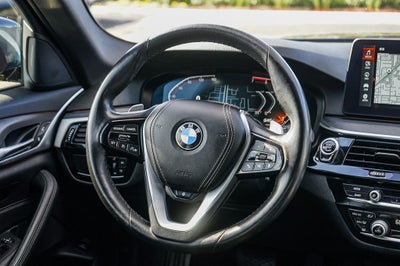 2022 BMW 5 Series 530i