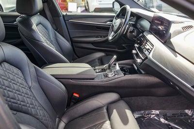 2022 BMW 5 Series 530i