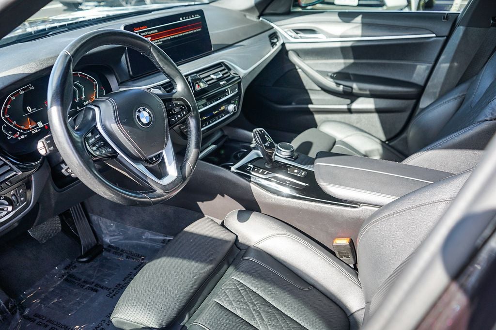 2022 BMW 5 Series 530i