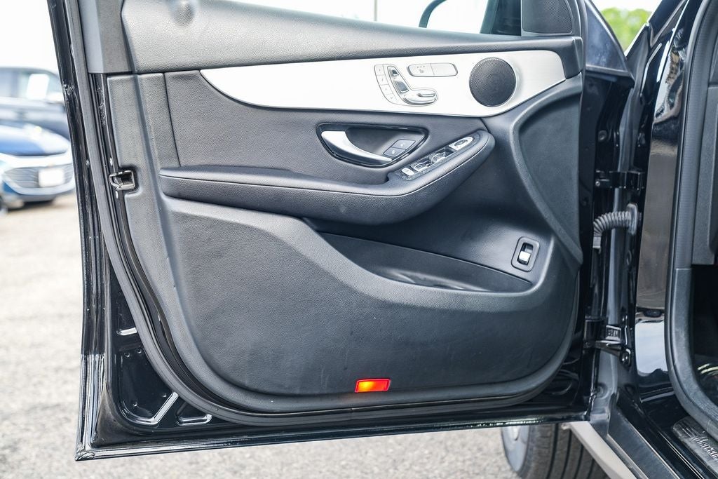 2019 Mercedes-Benz GLC GLC 300