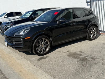 2023 Porsche Cayenne Platinum Edition