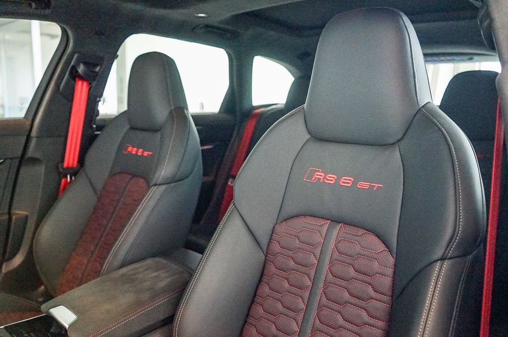 2025 Audi RS 6 Avant performance 4.0T quattro