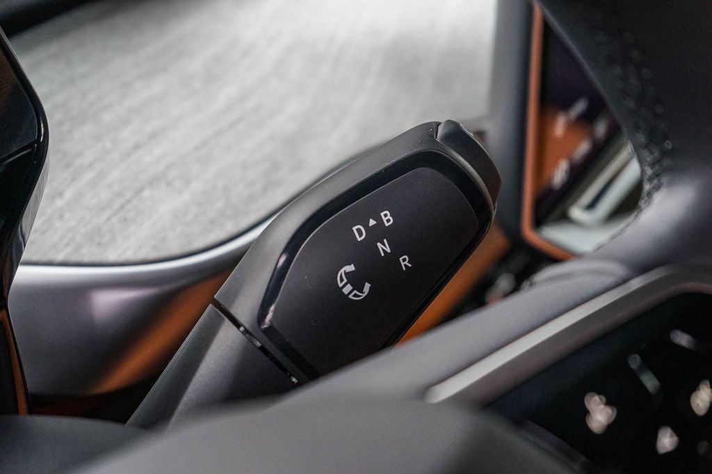2025 Volkswagen ID. Buzz Pro S