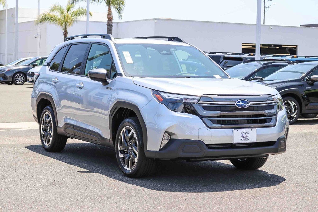 2026 Subaru FORESTER Premium Hybrid